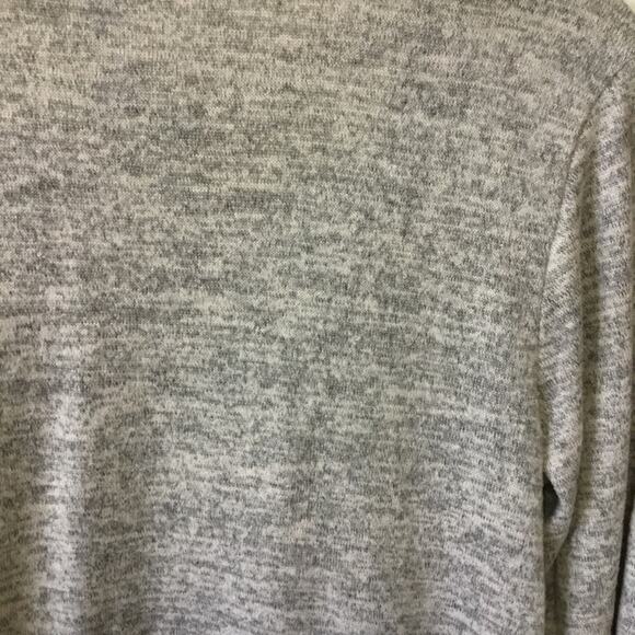 Alya Gray Long Sleeve Top - Picture 6 of 6